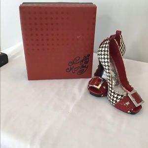 Naughty Monkey stilettos